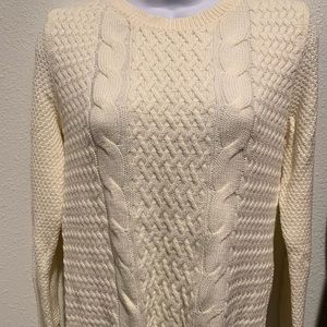 ‼️Croft and barrow sweater size small